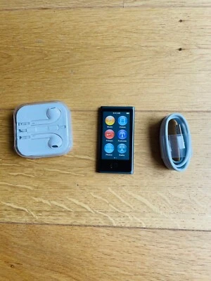 iPod nano gris oscuro 16 GB 7a generación auriculares MP3 música en buen estado - Imagen 1 de 4