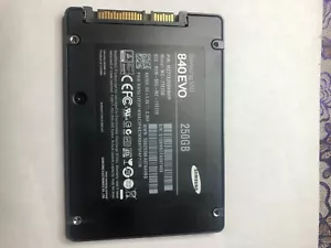 Samsung 840 EVO 250GB, intern, 6,35 cm (2,5") interne SSD - Bild 1 von 2