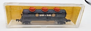 Carro cisterna a 3 cupole vintage Bachmann scala N 76 Union 76. con custodia Atlas - Foto 1 di 7