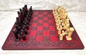 Piezas de juego de ajedrez temáticas de mitología griega con tablero de juego compuesto - Imagen 1 de 23