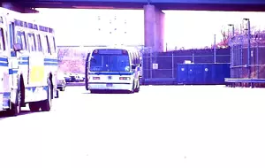 ORIGINAL KODACHROME SLIDE NYC BUS 1982 GM RTS #PA2597 COLISEUM DEPOT 4/5/92 - Picture 1 of 1