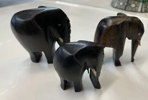 wood carved elephants - Picture 1 of 2