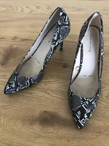 Redherring Snake Skin Print Black White Pointed Heel Shoes Size 9 40 UK 7 - Picture 1 of 11