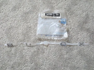 1994 1995 1996 Buick Le Sabre NOS Front Panel Letter Package 25610664 - Bild 1 von 2