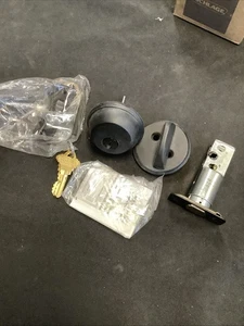 Schlage Single Cylinder Keyed Entry Deadbolt. Matte Black. B60N622 @52 - Picture 1 of 6