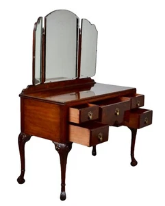 A 1930 ENGLISH ART DECO MAHOGANY DRESSING TABLE - Picture 1 of 12