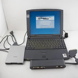 Vintage Toshiba Portege 3110CT Laptop (Boots Up) Pentium 2 - Bild 1 von 8
