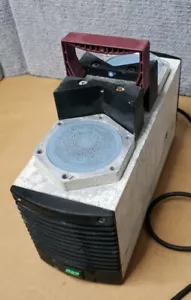Bomba de vacío de diafragma sin aceite KNF Laboport UN820,3 FTP - Imagen 1 de 5