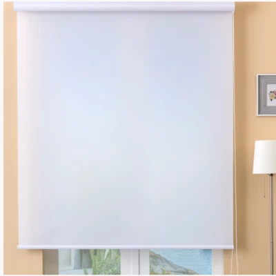 Tenda a rullo interni oscurante tinta unita comando a catenella Linea Oro - Immagine 1 di 4