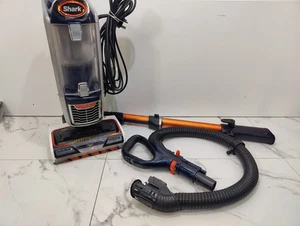 Shark Corded Upright Vacuum Pet  NZ801UKT Lift-Away No Accessories * New Filters - Picture 1 of 12