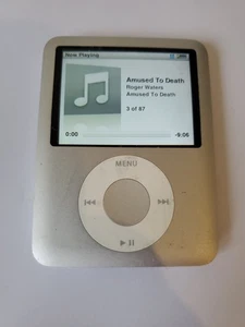 Apple MA978ZP/A iPod Nano 3. Gen 4GB Player - Silber - Bild 1 von 10