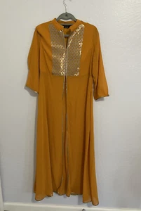 Orange gold mustard color women’s dress - size large - indya brand - gold decal - Bild 1 von 5