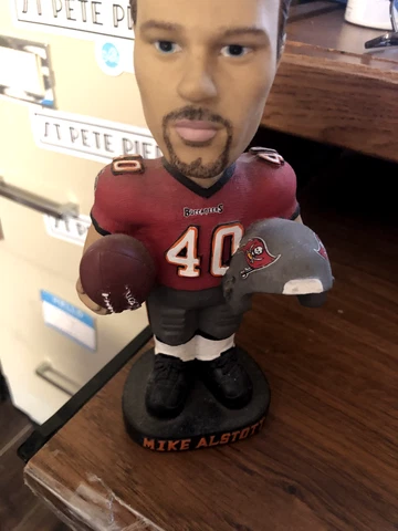 Super Bowl 37 Bobblehead Tamp Bay Buccaneers Mike Alstott Used Cover
