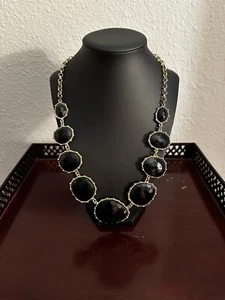 Collana collare ovale/cerchio vintage in resina nera - ottime condizioni - Foto 1 di 1