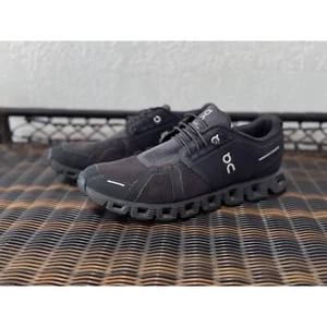 On Cloud Running Shoes Lightweight Cushioned Sneakers Black 9.5 - Picture 1 of 7