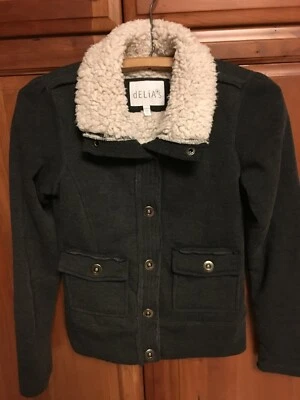 Delia's Chaqueta Polar Gris Oscuro Con Interior Tostado/Blanco Talla XS USADA EN EXCELENTE ESTADO Foto 1 de 4