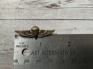 ORIGINAL WWII USMC RARE CAP SIZE PARATROOPER WINGS, AMICO STERLING, PB - Picture 1 of 5