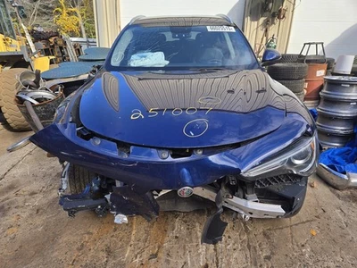 Крепление на четверть панели заднего фонаря для пассажира подходит для ALFA STELVIO 2018-23 годов выпуска  - Изображение 1 из 4