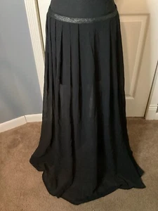 Love Richie Women’s Black Long Flowing Skirt - Picture 1 of 10
