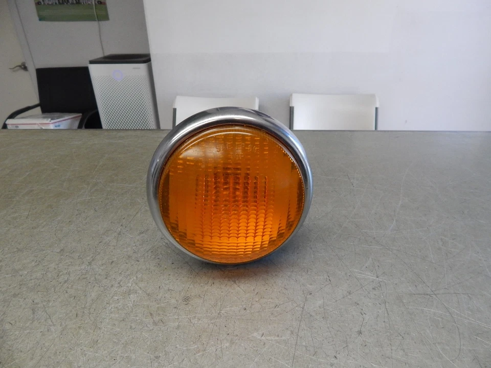 108 111 109 112 280SE 280SEL 300SEL 250SE 220SE INTERMITENTE LUZ DE ESTACIONAMIENTO  Foto 1 de 4