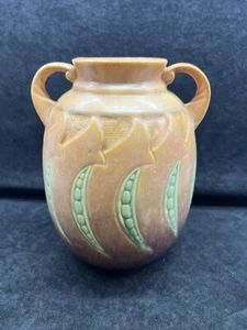 Roseville Pottery, Falling Tan Vase, 647-7”, Circa 1933 - Picture 1 of 9