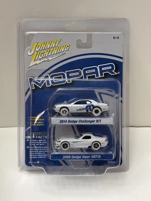 Johnny WHITE Lightning CHASE 2-Pack RARE ‘14 Challenger & ‘08 Viper SRT10 2023 - Image 1 of 4