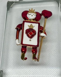 Betsey Johnson Gold Plated Enamel Beefeater Heart Broach Pin - Picture 1 of 5