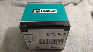 Karton mit 10 Stück Panduit Pan-Way CFX5WH-X Fittinge, weiß, Kupplung Fitting Abdeckung - Bild 1 von 4