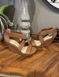 NEW Jessica Simpson Wedge Sandals Heels Brown size: 8.5 - Picture 1 of 3