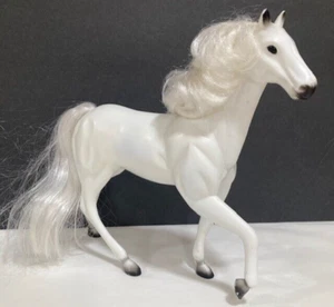 Vintage 1994 Kid Kore White Horse Toy with White Mane and Tail 8" - Picture 1 of 10
