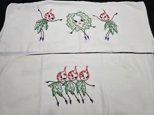 Vintage Handmade Anthropomorphic Vegetable Tea Towel Set Radish Lettuce - Picture 1 of 16