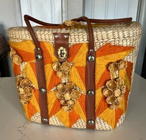 Vintage Rattan Woven Grass Purse Tote Bag Handles Large 1970s 1960s Boho Hippy - Picture 1 of 6
