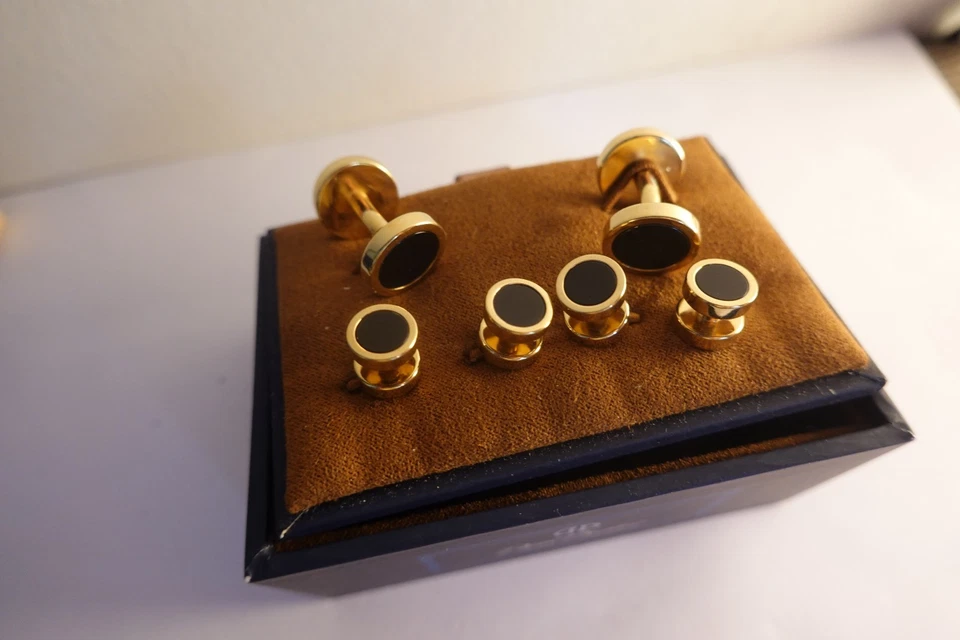 Juego de pasadores gemelos reversibles David Donahue de ónix y perla 14K GP - venta al por menor $475 Foto 1 de 3