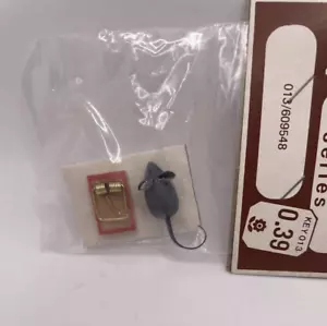 VINTAGE WOOD MINIATURE DOLLHOUSE MOUSE AND TRAP FIGURINE 1:12 SCALE NIP - Picture 1 of 5