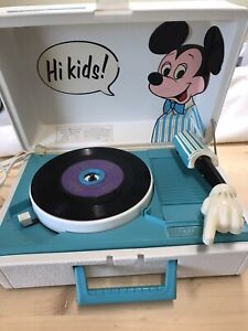 Vintage Walt Disney Mickey Mouse General Electric Record Player Works Great