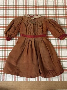 19th Century Childs Red Fabric Doll Dress W Bodice Tucks, Lace Trim, & Pin - Picture 1 of 14
