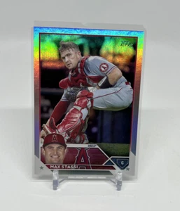 2023 Topps Series 1 Max Stassi #85 Rainbow Foil - Picture 1 of 2