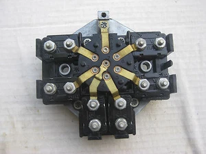 Cole Hersee 12002 7-pole socket/circuit breaker, 15A, tractor-trailer, NOS! - Picture 1 of 1