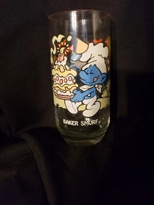 Vintage BAKER SMURF Collectible Tumbler/Drinking Glass 1983 Peyo Wallace Berrie - Picture 1 of 1