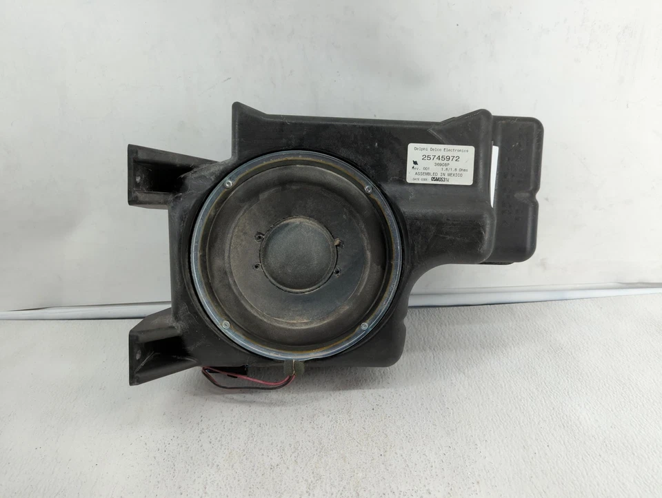 Cadillac Srx 2006 audio radio sonido unidad de graves T25M7 Foto 1 de 4