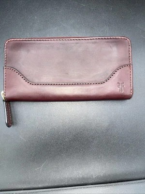 Cartera FRYE de cuero marrón envejecido Melissa con cremallera alrededor Foto 1 de 4