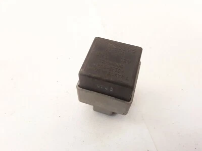 MITSUBISHI CARISMA 1997 RELAY BLACK MODULE OEM MB953395 - Image 1 of 4
