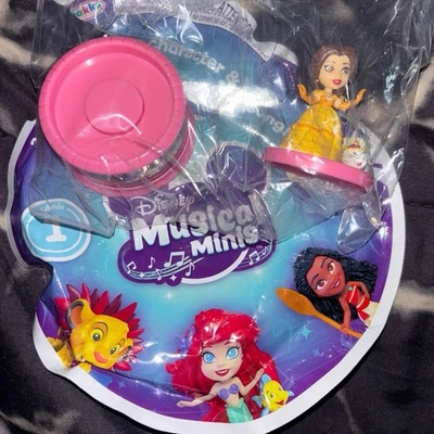 Disney Musical Minis Bella de La Bella y la Bestia Musical Sorpresa Juguete Sellado Foto 1 de 2