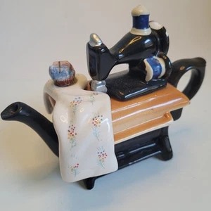 Giftco Mini Sewing Machine Ceramic Teapot Figurine See Description! - Picture 1 of 23