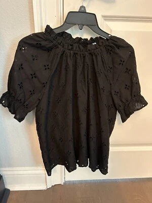 Croft & Barrow Women's Eyelet Black Blouse Size PM Petite Medium - Image 1 of 4
