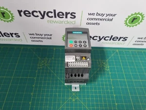CONTROLADOR DE VELOCIDAD INVERSOR SIEMENS MICROMASTER 410 - Imagen 1 de 9