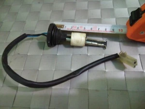 A-116 SUZUKI KATANA ¿ZILLION¿ SENSOR DEPOSITO ACEITE , LEVEL SENSOR OIL TANK - Imagen 1 de 1