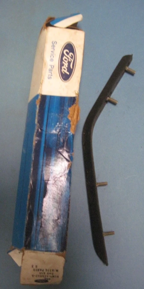 Protector parachoques delantero ONE NOS 1971-1972 Mercury & Lincoln Continental & Ford Foto 1 de 1