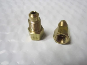 ADAPTADOR DE LÍNEA DE FRENO 3/16" LÍNEA A 10 MM LLAMARADA ENVÍO GRATUITO PAQUETE DE 2 - Imagen 1 de 1
