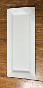 Better Homes & Gardens Gloss White Porcelain 15.25”x 6.25" Rectangle Platter VGC - Picture 1 of 8